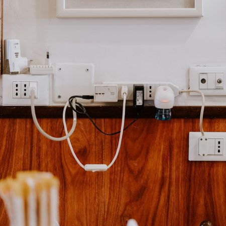 What Are Smart Plugs?